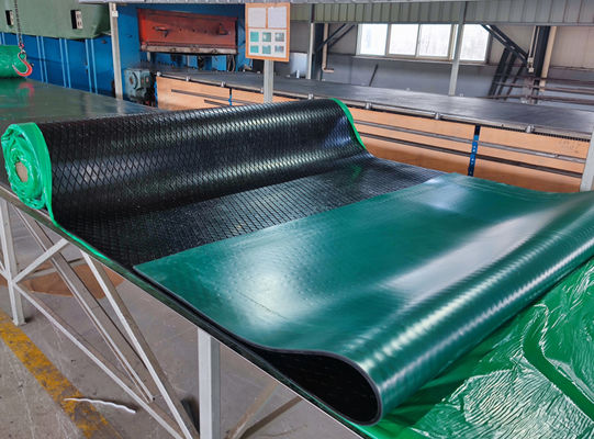 الماس المخطط لقطب المكعب